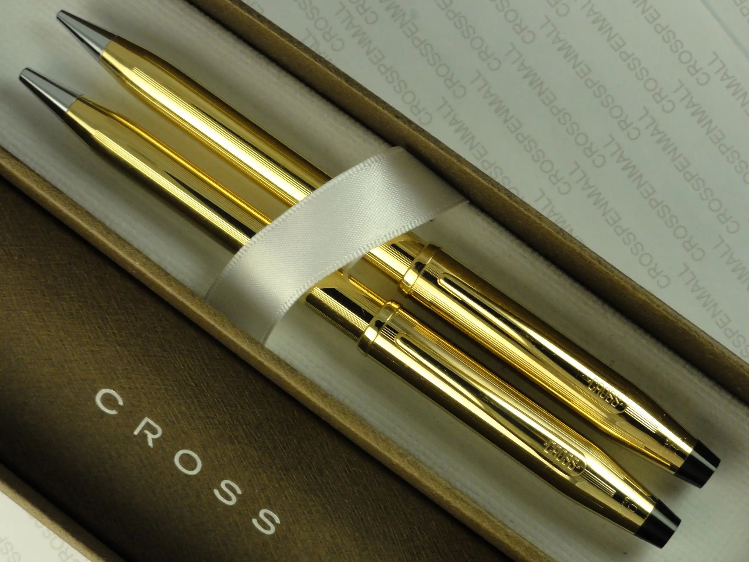 Cross Made in The USA Century II 10K Gold Rolled/Filled Ballpoint Pen & 0.5MM Pencil Set crosspenmall.com