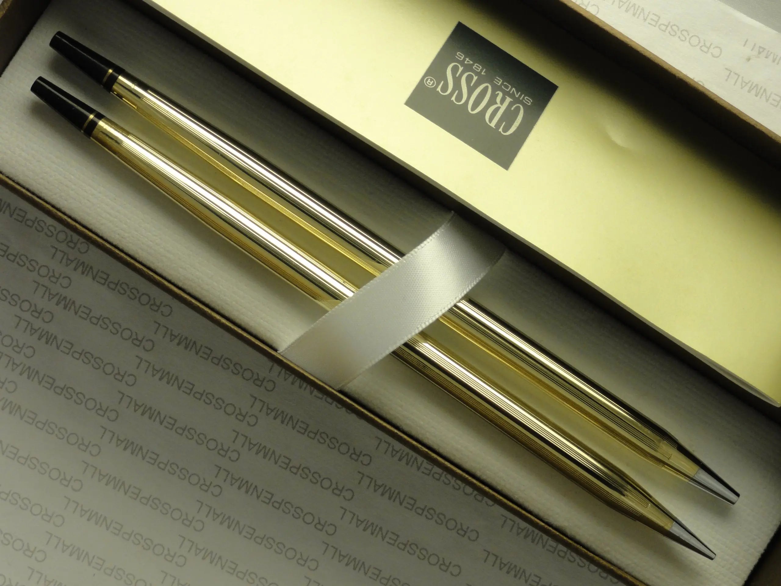 Cross Made in The USA Desk Set 10k Karat Gold Filled Replacement Pen and 0.9MM Pencil Set. crosspenmall.com