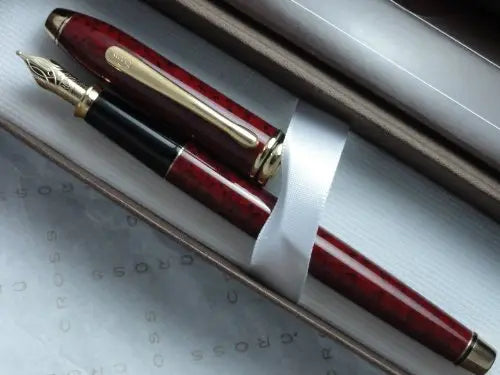 Cross Made in The USA Townsend Cardinal RED Barrel and 14k Solid Gold Broad Nib Fountain Pen Cross