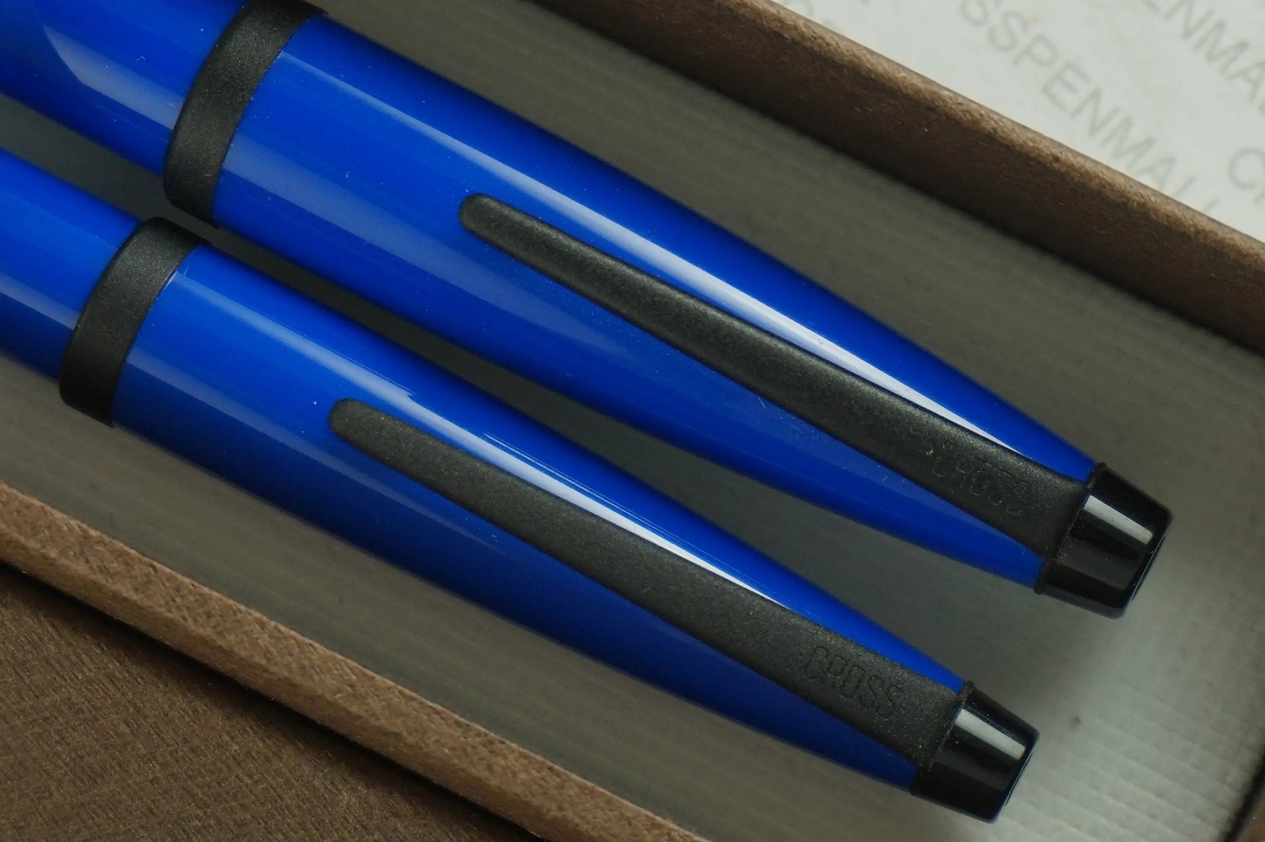Cross Solo Electric Blue with 23k Gold Medium Nib Fountain Pen and 0.5mm Pencil Set crosspenmall.com
