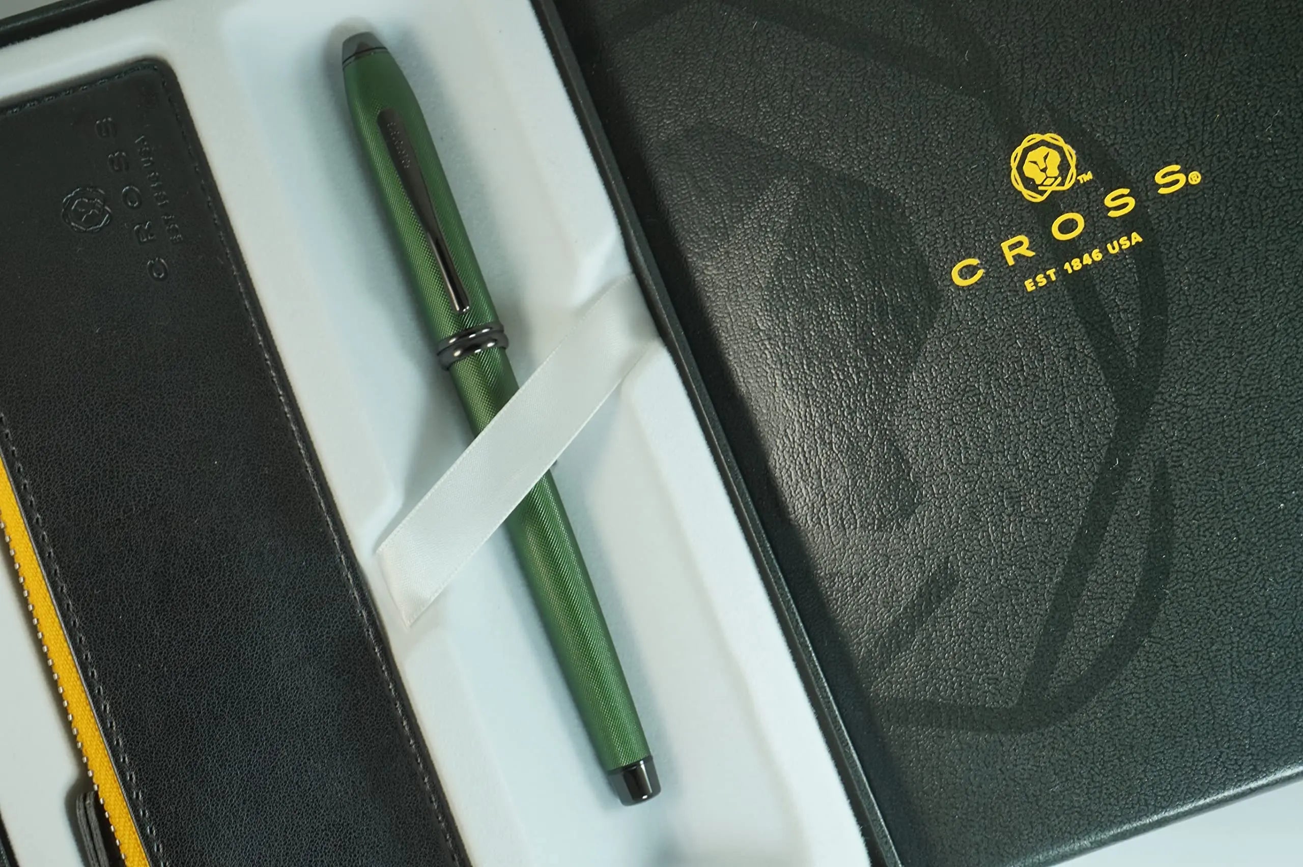 Cross Townsend Midnight Green Micro Knurled and Sandblasted Matte Black PVD Appointments Selectip Gel Ink Rollerball Pen & Black Pen Pouch Cross