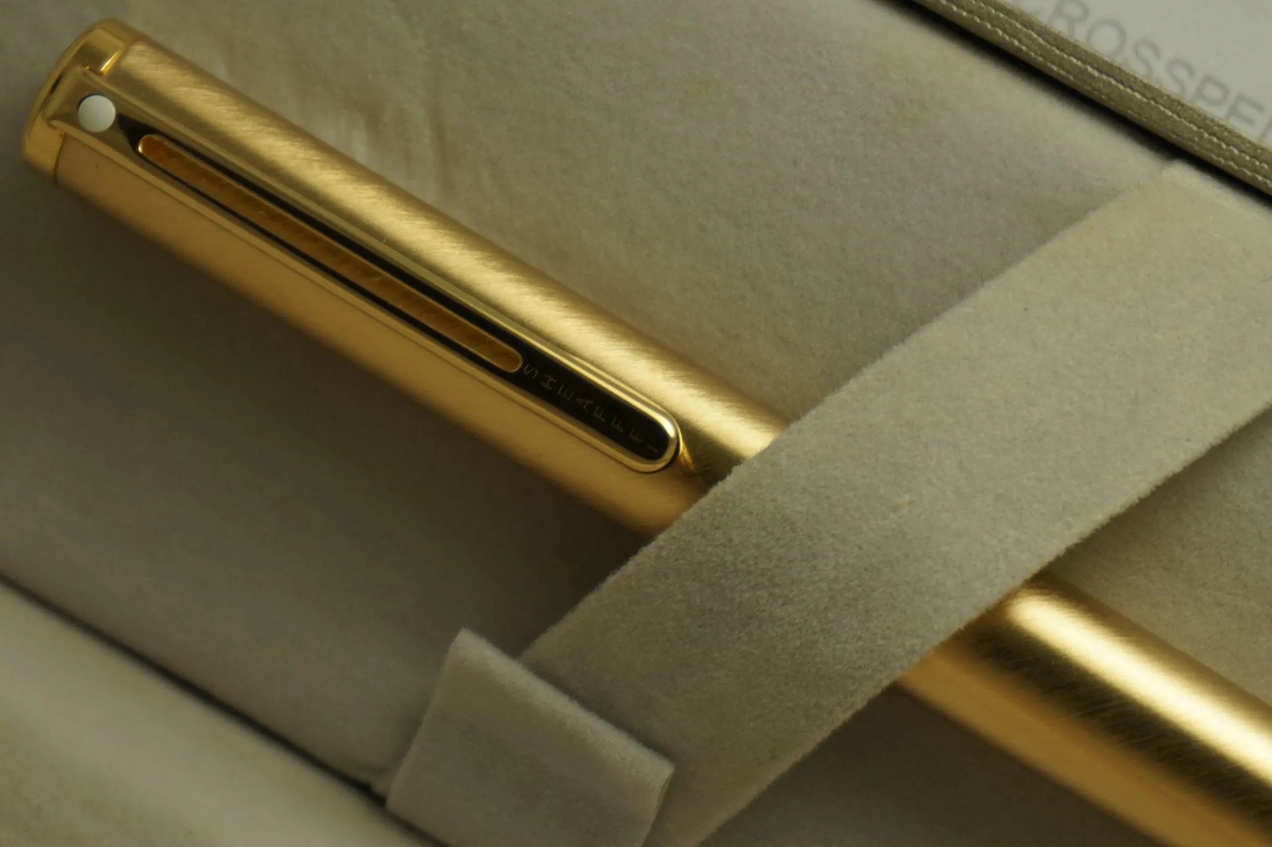 Made in the USA Cross Sheaffer Agio Rollerball, Angle Brushed 22K Gold and 22K Gold Appointments Pen - crosspenmall.com