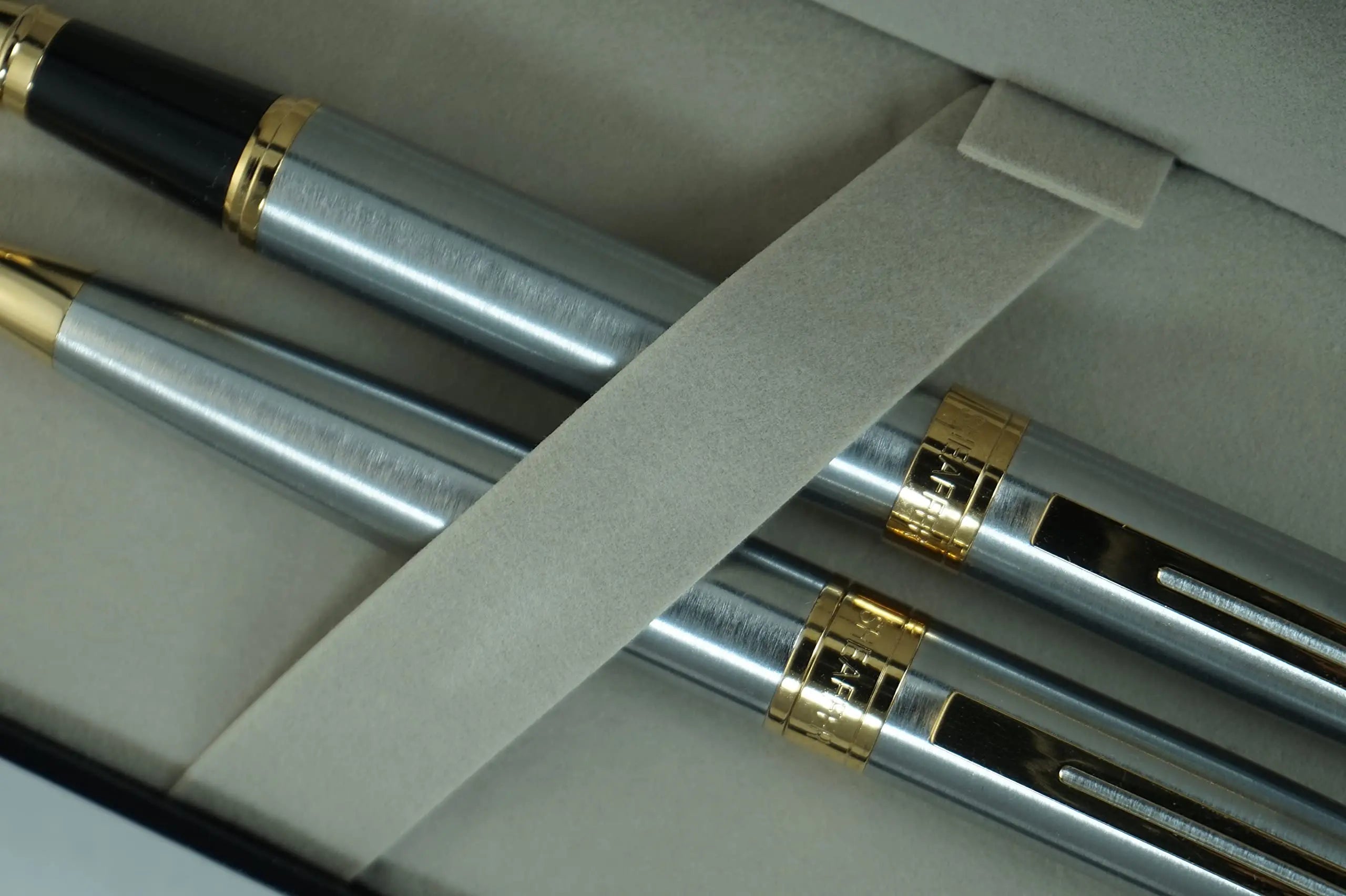 Sheaffer 300 Limited Collections,Brushed Chrome Barrel and Gold Appointments Rollerball and Ballpoint pens set Sheaffer