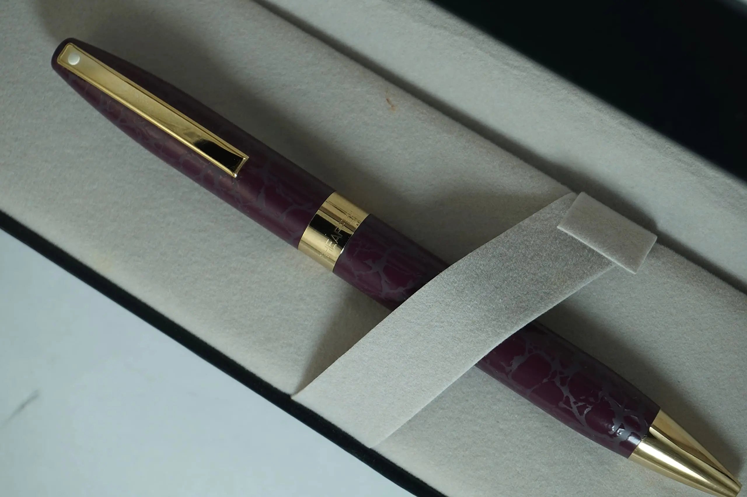 Sheaffer Hand made in USA Legacy Heritage Look of Leather wine burgundy barrel and 22KT Gold Appointments Ballpoint pen - crosspenmall.com