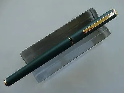 Sheaffer Made in The USA Signature Fashion Matte Royal Kelly Green with 22KT Gold Appointments Rollerball Pen - crosspenmall.com