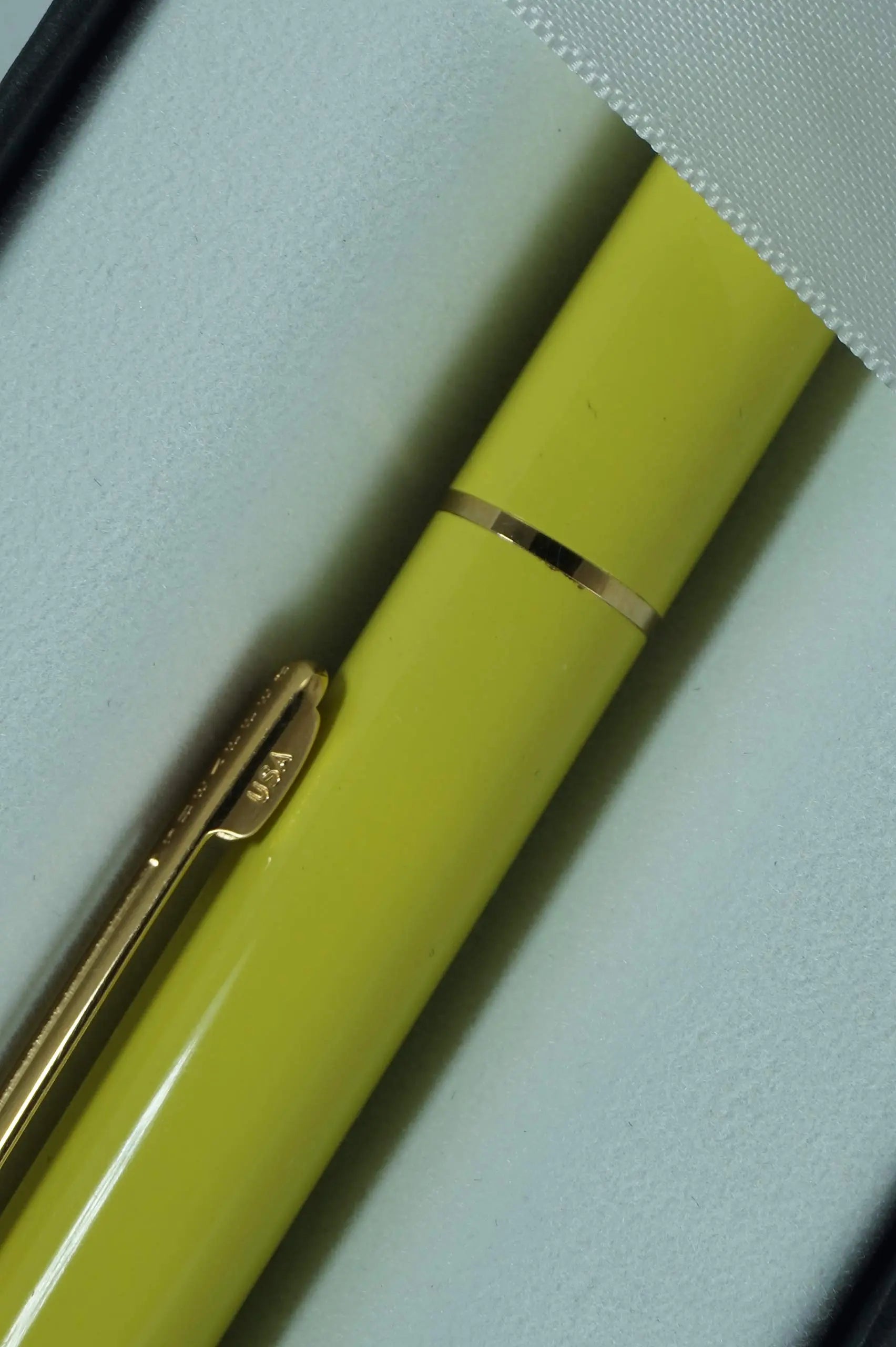 Sheaffer Made in the USA Agio Angle Canary Barrel and 22KT Gold Appointments Rollerball Pen - crosspenmall.com