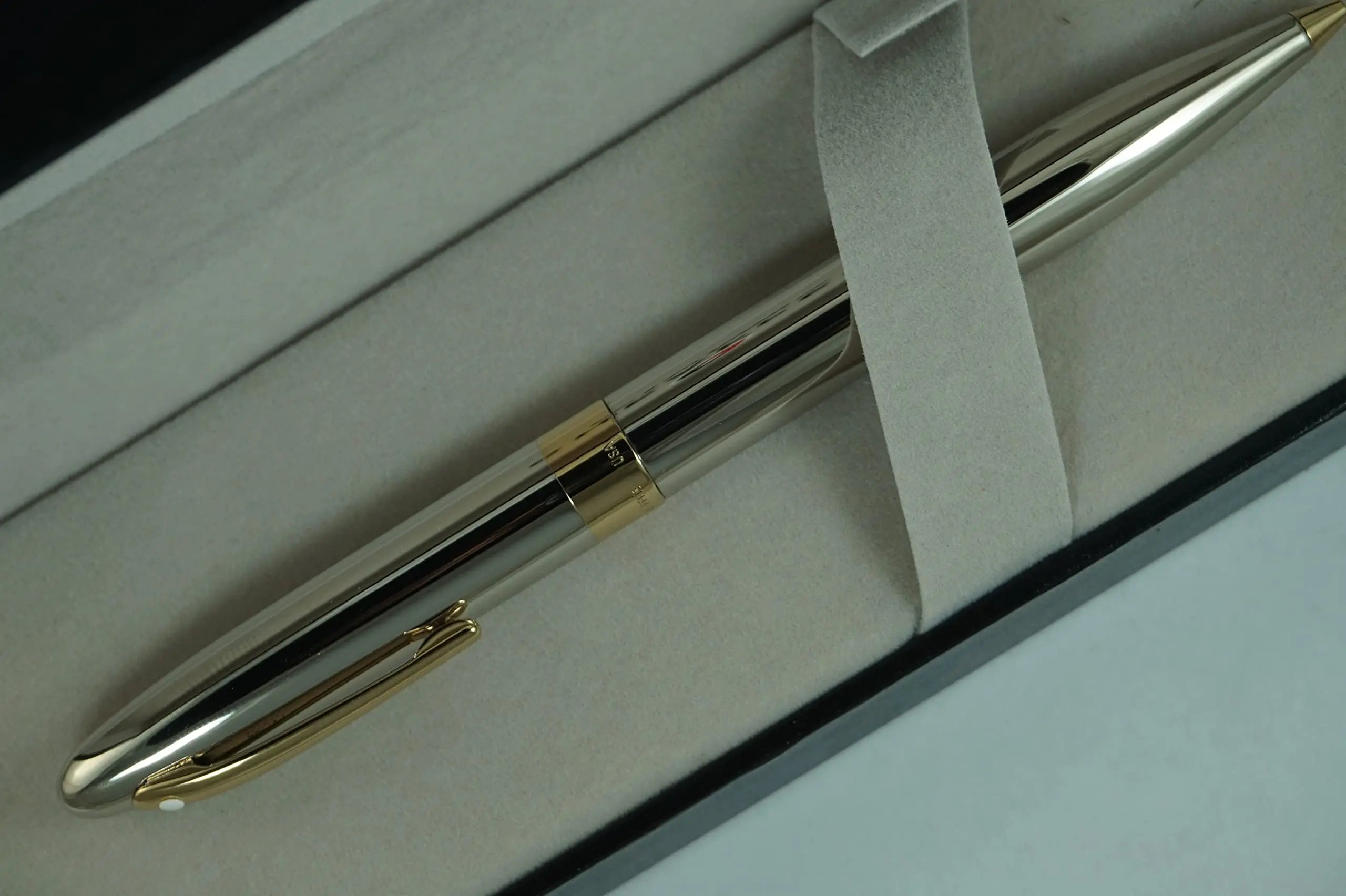 Sheaffer Made in the USA Crest 594 with Palladium Barrel and 23K Gold Trim 0.7mm Pencil - crosspenmall.com