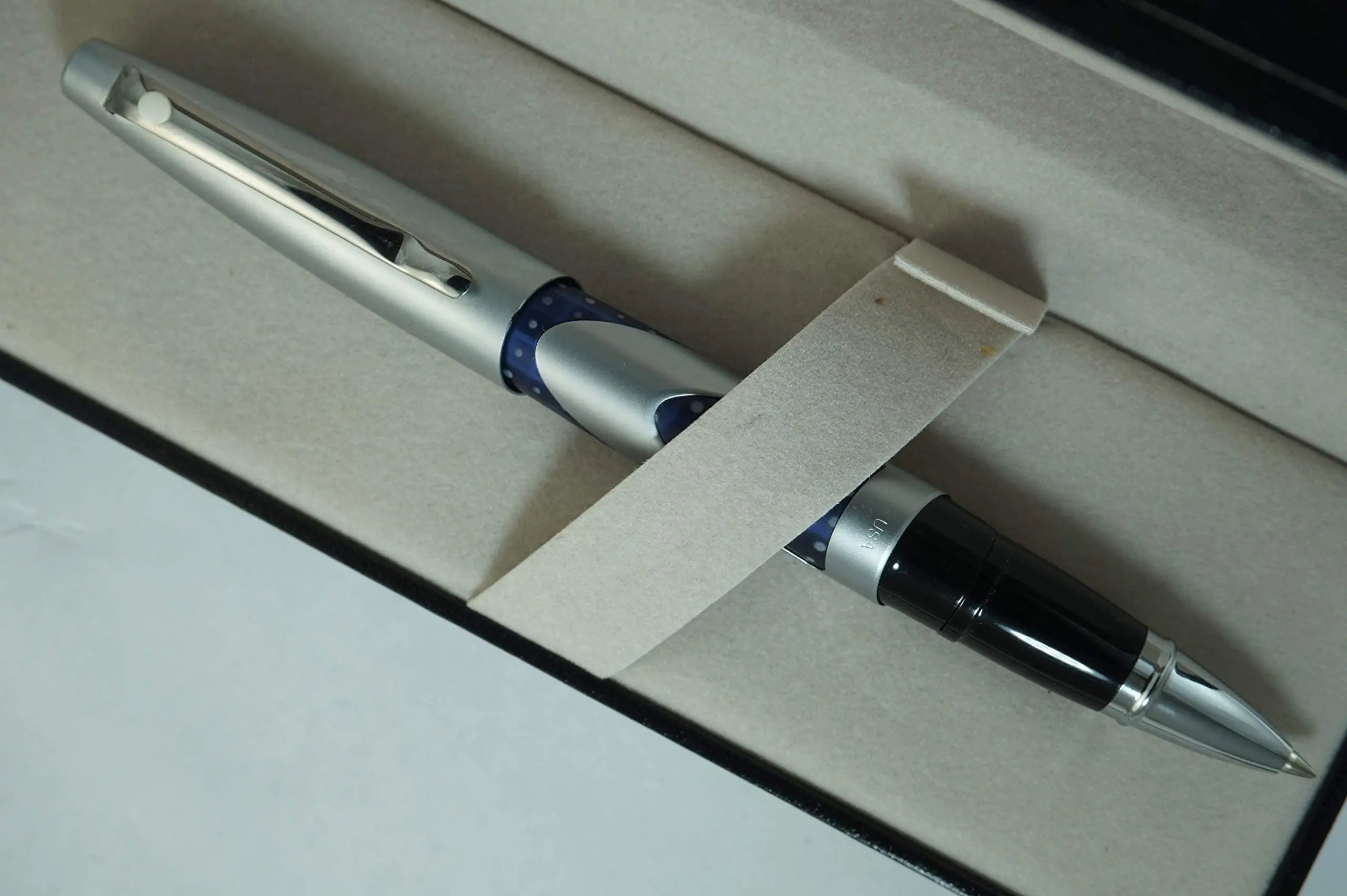 Sheaffer Made in the USA Satin & Blue whale shark Barrel Intrigue rollerball pen - crosspenmall.com