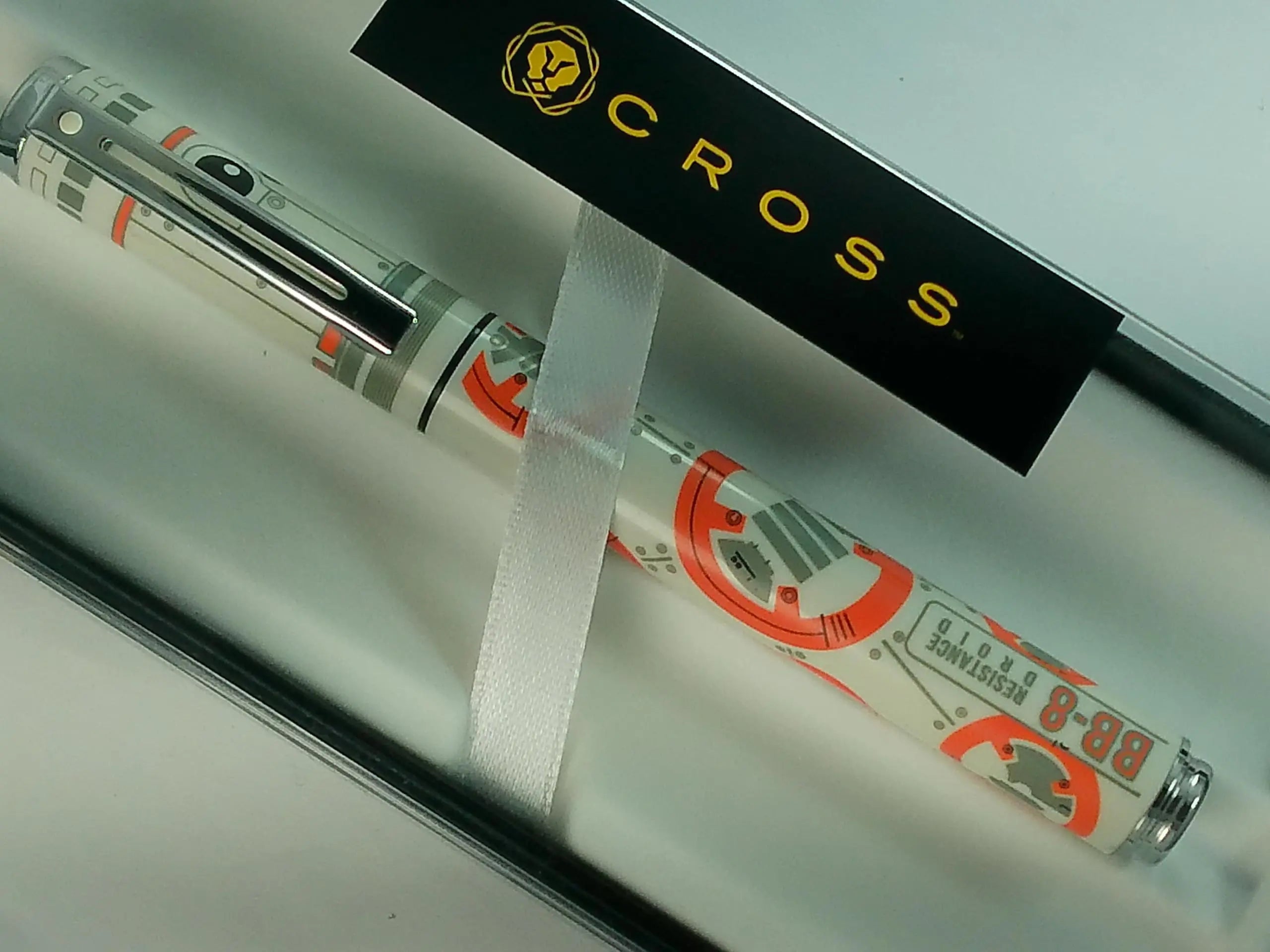 Sheaffer Star Wars™ BB-8™ with BB-8™ themed design and authentic character details, Polished appointments Gel Rollerball Pen Sheaffer