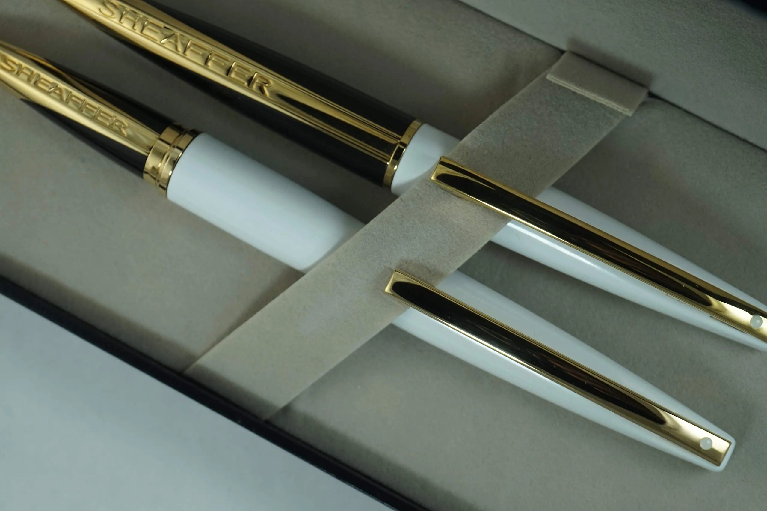 Sheaffer Taranis Aerodynamic Power, Sleek Style and Patent-pending Gripping Section Stormy White, and 22KT Gold Trim Accent Rollerball and Ballpoint Pens set Sheaffer