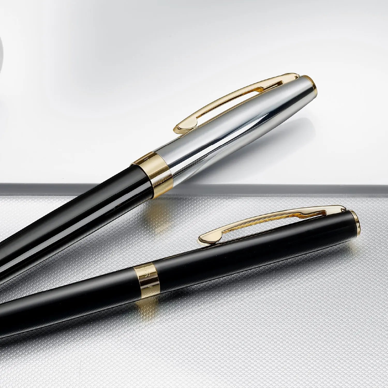 Sheaffer® SAGARIS 9475 Gloss Black Barrel and Chrome Cap Ballpoint Pen With Gold Tone Trim - My Store